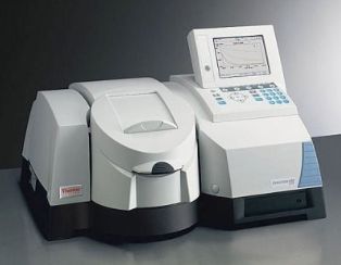 Thermo Scientific - UV-Visible Spectrophotometer Evolution 600 Thermo Scientific - UV-Visible Spectrophotometer Evolution 600
