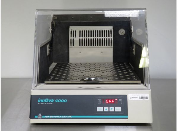 New Brunswick Scientific - Innova 4000